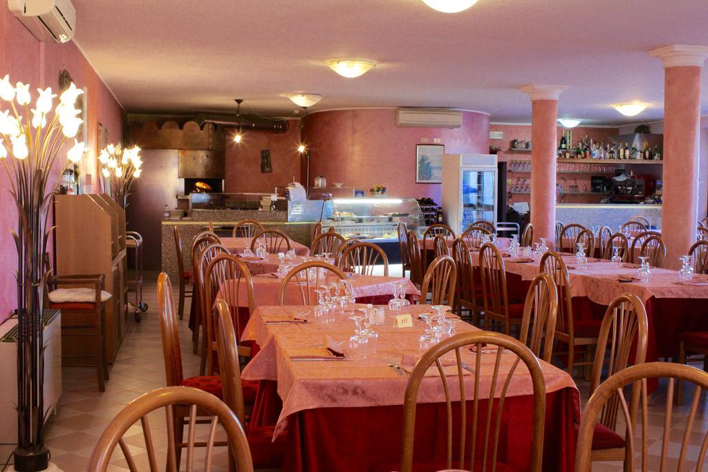 Hotel Monumento Certosa di Pavia Εξωτερικό φωτογραφία