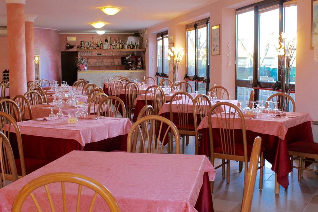 Hotel Monumento Certosa di Pavia Εξωτερικό φωτογραφία