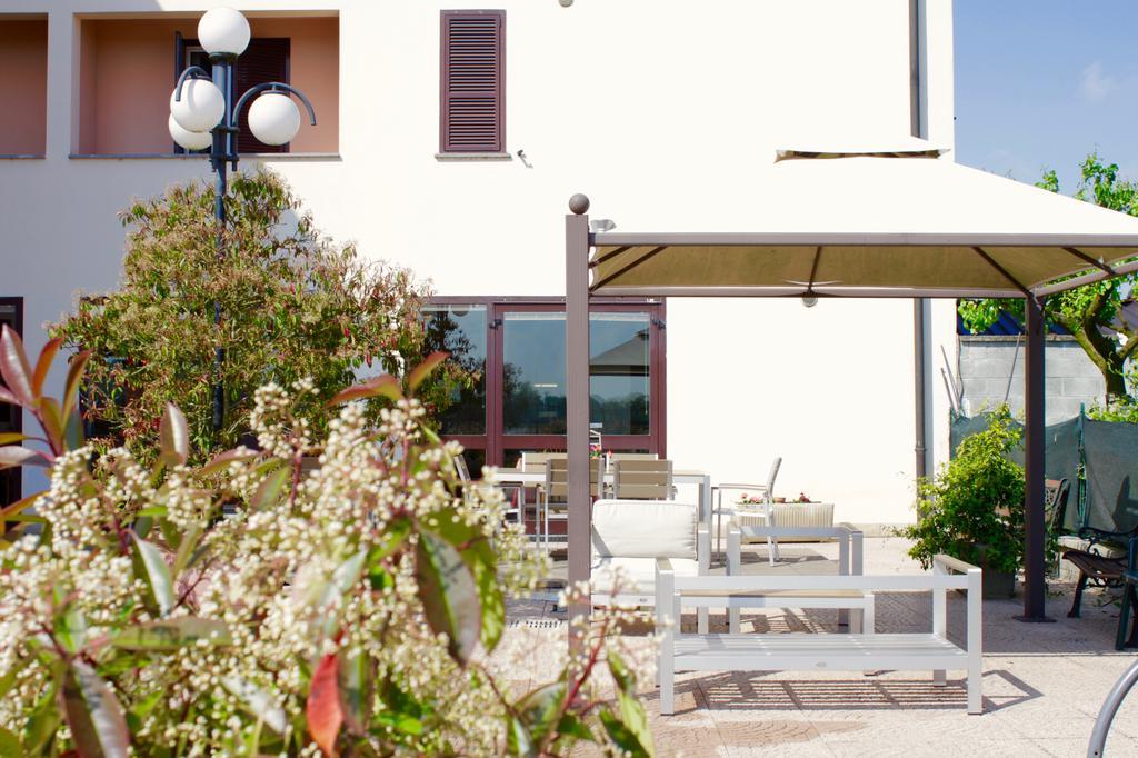 Hotel Monumento Certosa di Pavia Εξωτερικό φωτογραφία