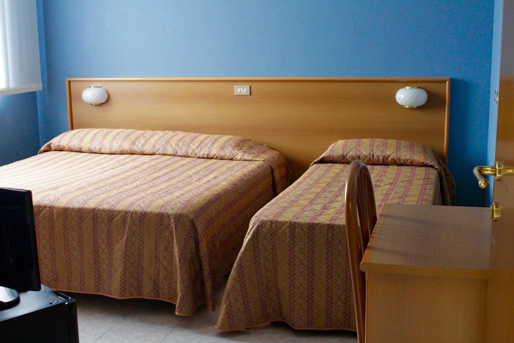 Hotel Monumento Certosa di Pavia Εξωτερικό φωτογραφία
